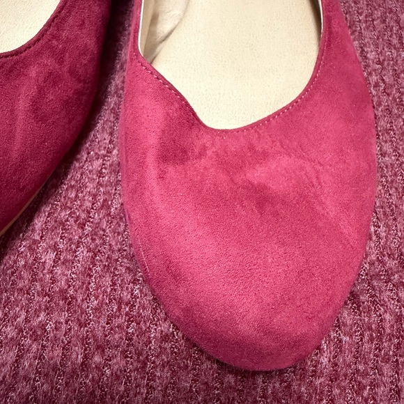 NWOT Torrid Burgundy Suede Ballet Flats Boho Romantic 11.5 W Discontinued Style - Picture 3 of 11